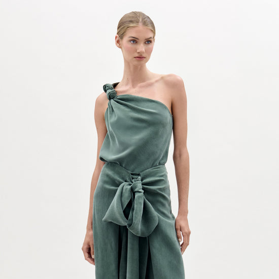 04___Yanet_Blouse___Green___PRE_SPRING_2026_FRONT_e2c8d41f-5f6a-4740-a10f-7c36d7e72823