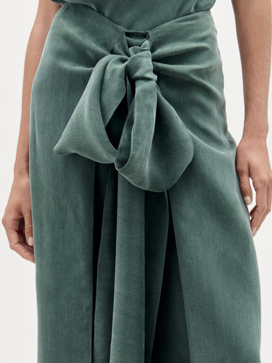 05___Arenzano_Pant___Hunter_Green___PRE_SPRING_2026_DETAIL