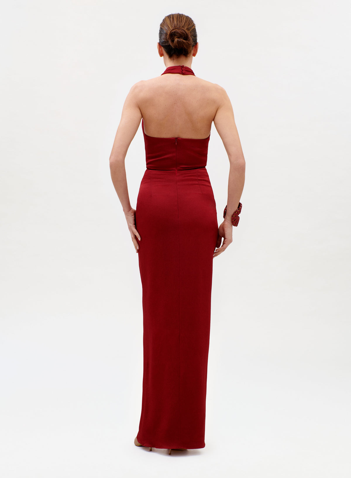 17_DaviniaDress_Burgundy_HOLIDAYCAPSULE2026_BACK