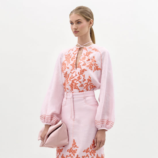 29___Molveno_Blouse___Pink_Orange_Embroidery___PRE_SPRING_2026_FRONT_1277343d-0ed7-495f-b4d6-ceb12ab0985f