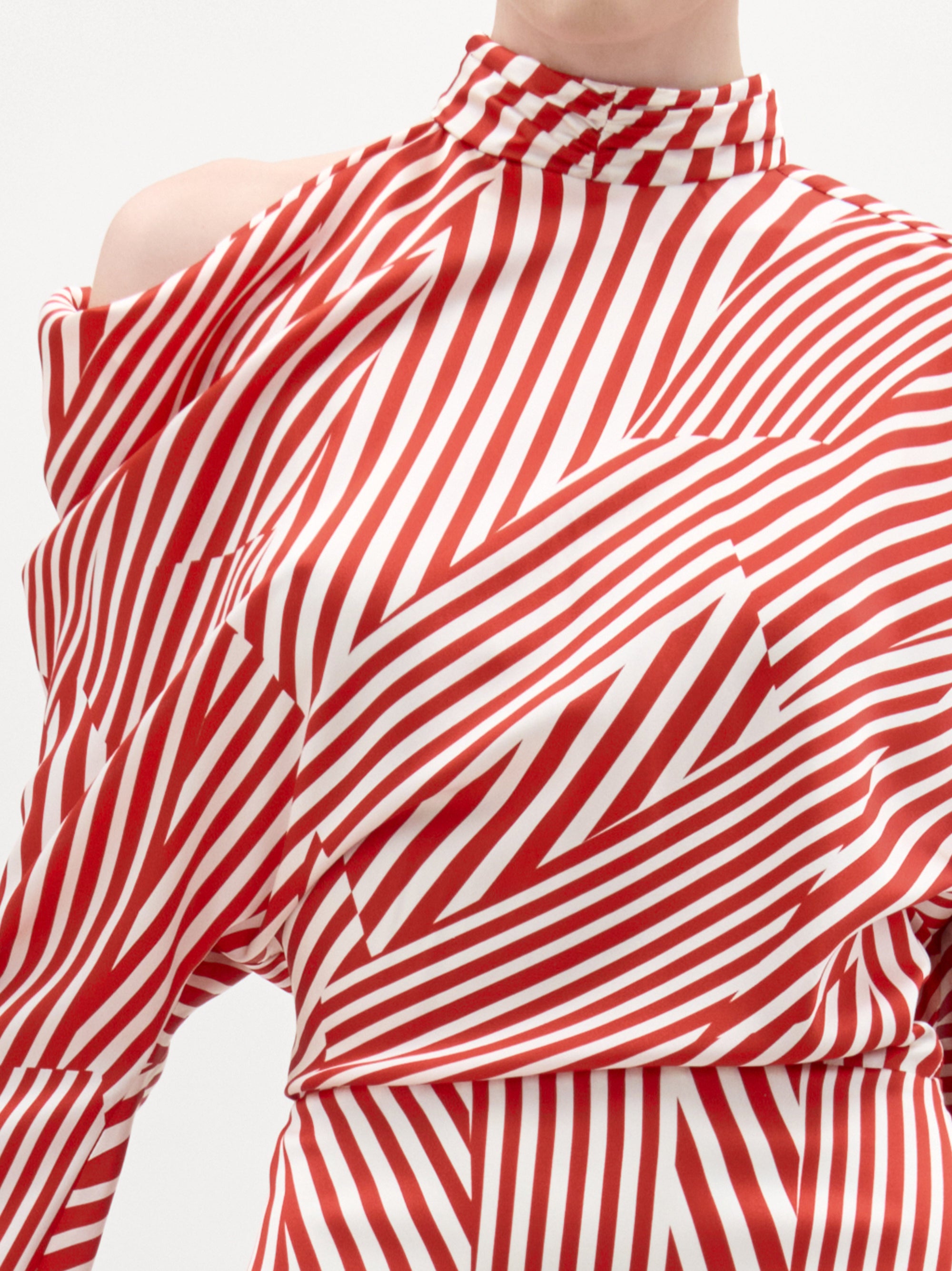 36___Lisa_Dress___Multi_Directional_Red_Stripes___PRE_SPRING_2026_DETAIL