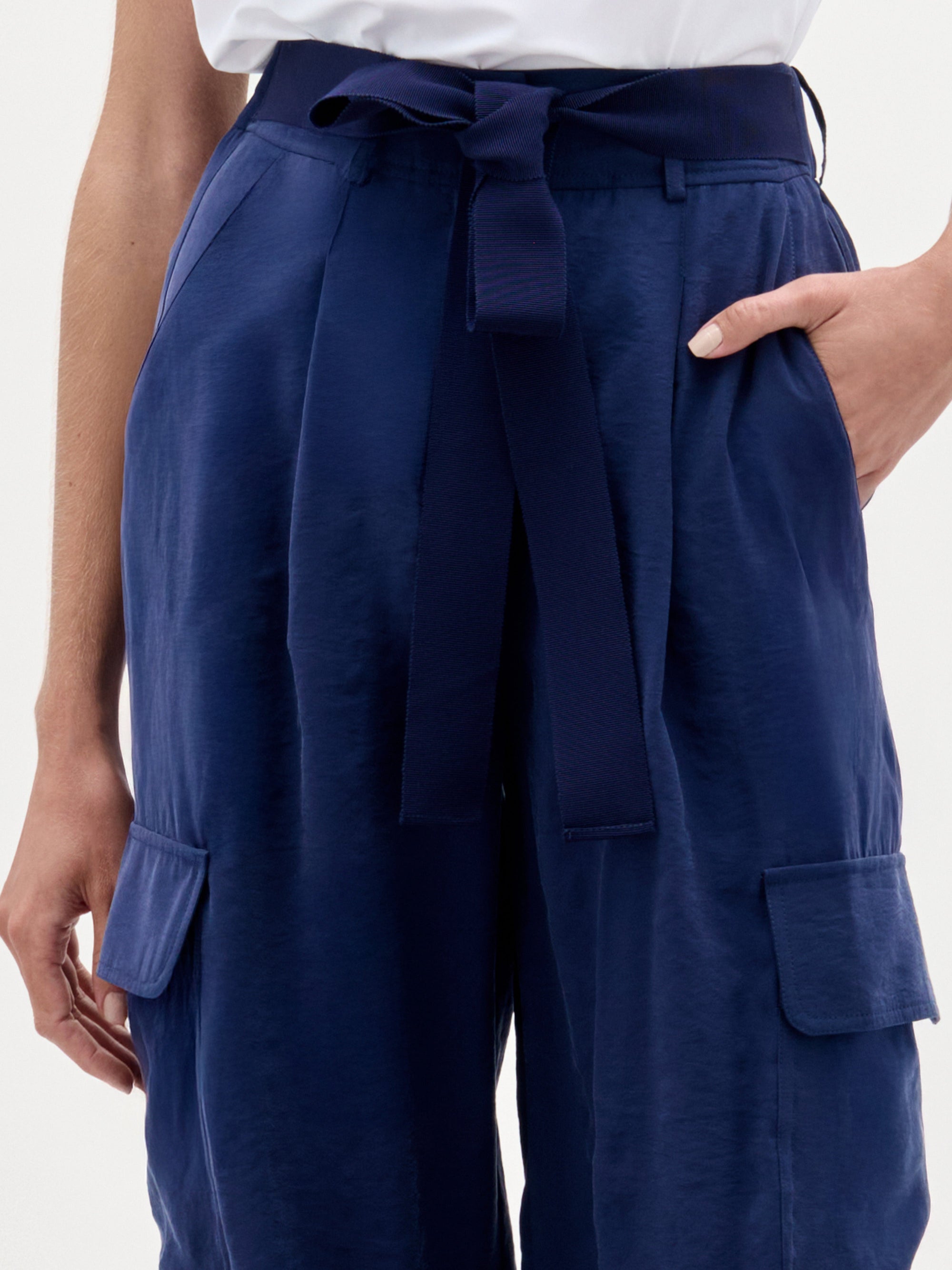 74___Darnell_Pant___Navy___PRE_SPRING_2026_DETAIL